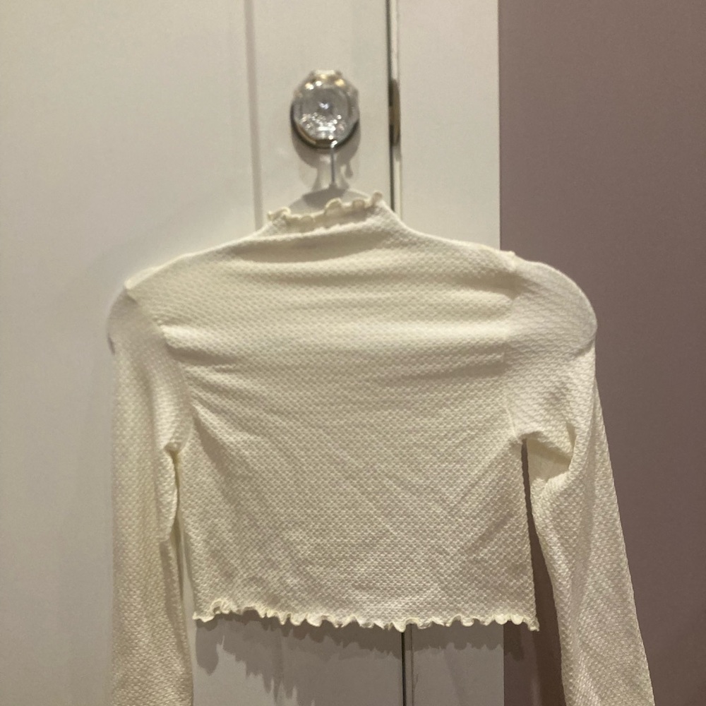 Garage ruffled long sleeve